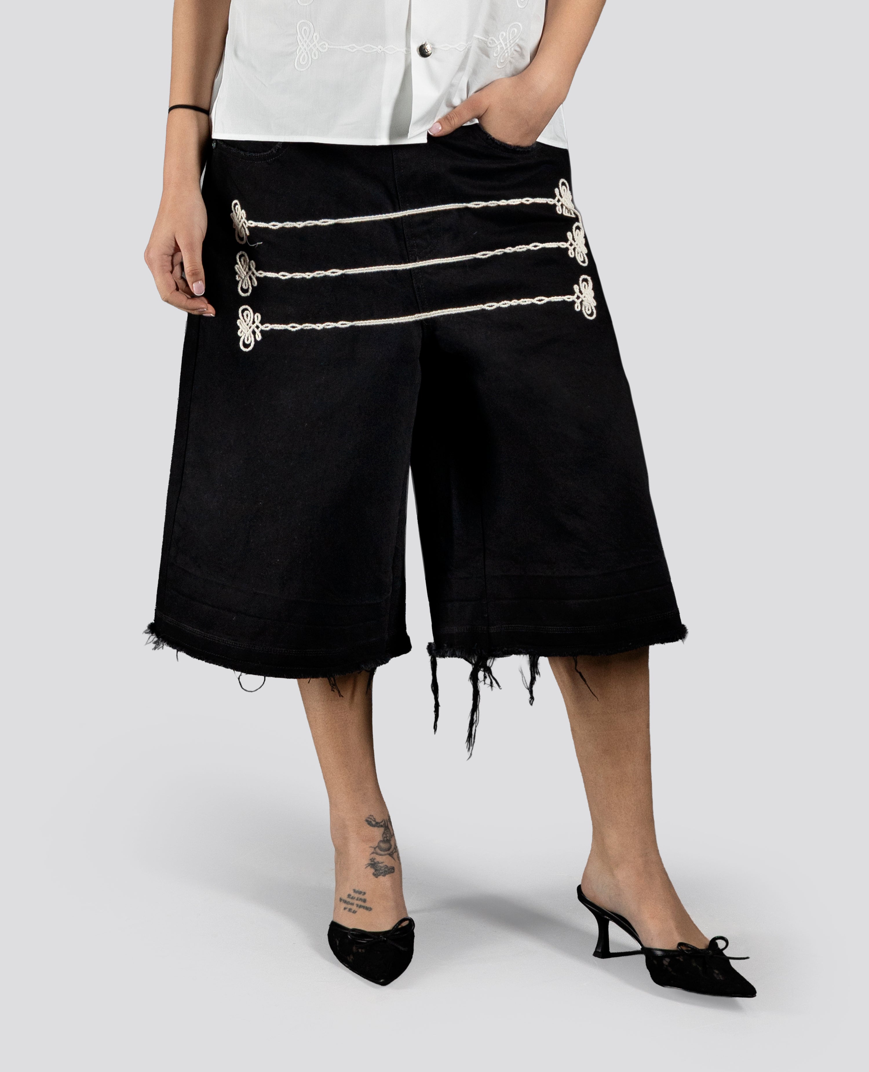 BLACK NAPOLEON JORTS